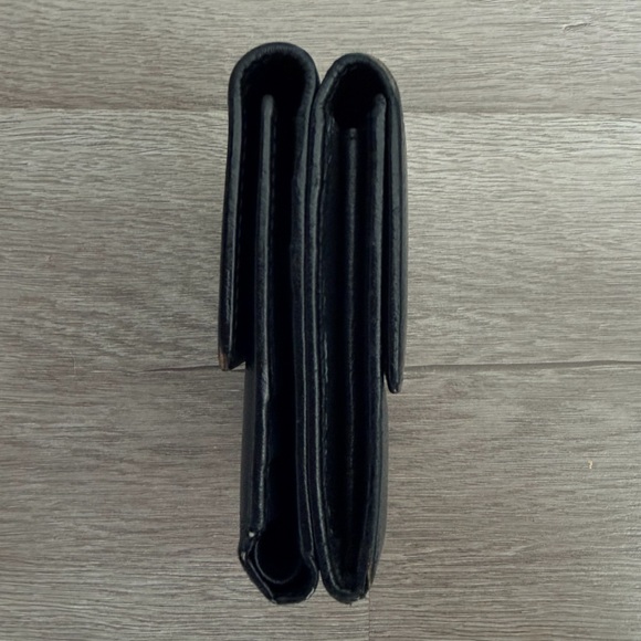 CHANEL COCO Button or COCO Mark Tri Fold Wallet - Picture 4 of 12